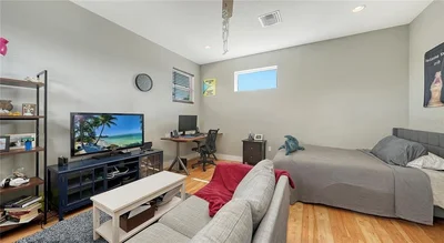 Thumbnail 36