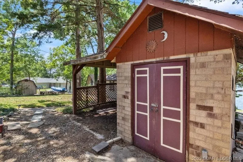 3 Bedrooms Single Family Detached