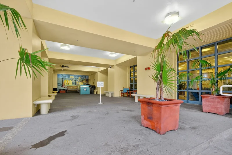 1500 Ocean Dr Unit# 507, Miami Beach, FL 33139, Miami Beach, Florida, United States. - Photo 2