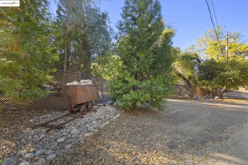 Sonora, CA 95370, Sonora, California, United States. - Photo 17