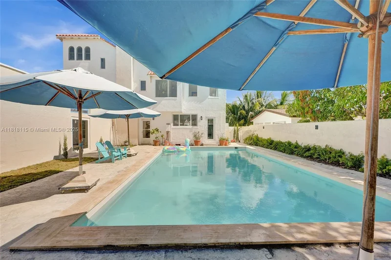 1731 NE 171st St, North Miami Beach, FL 33162, North Miami Beach, FL, United States. - Photo 32