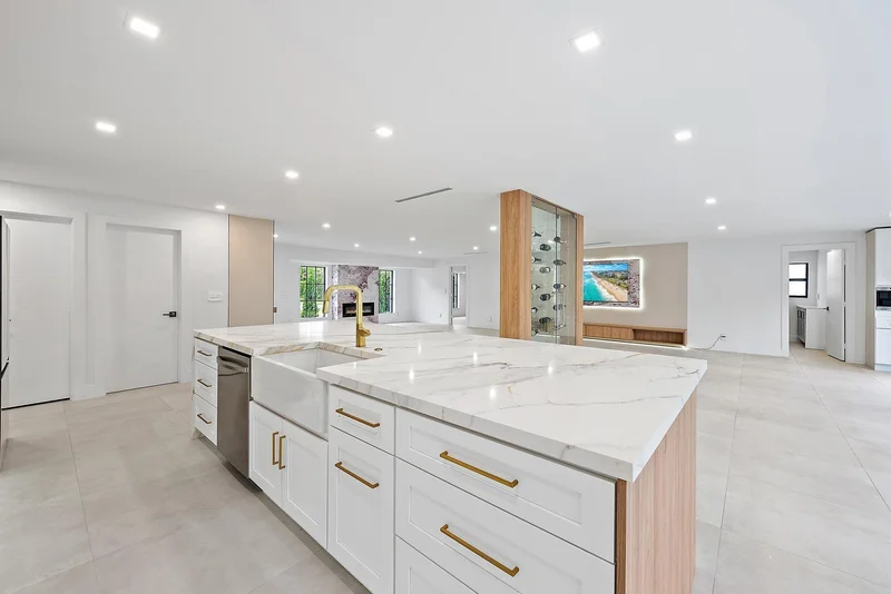 391 W Riverside Drive, Tequesta, Florida, United States. - Photo 34
