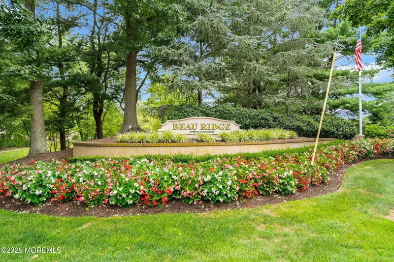 126 Metedeconk Court, Holmdel, NJ 07733, Holmdel, New Jersey, United States. - Photo 50