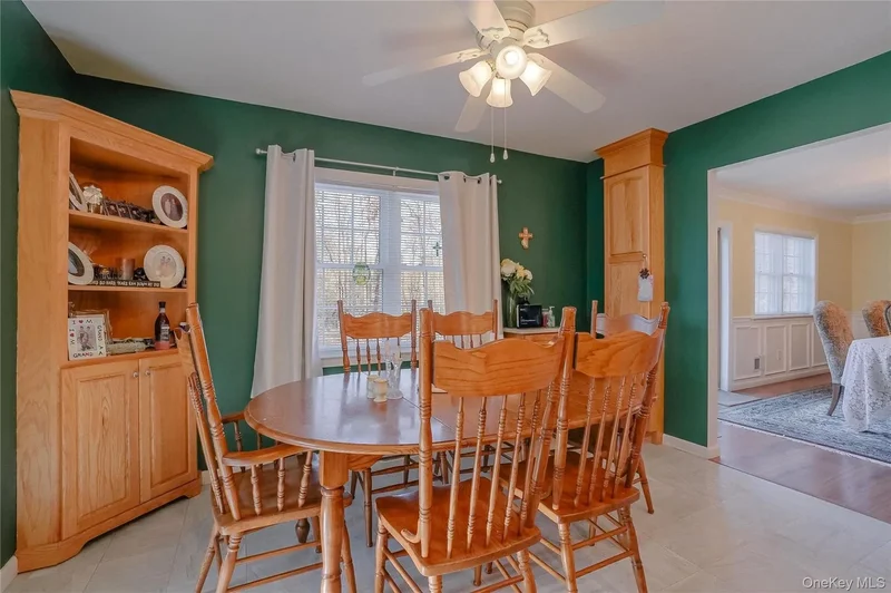 13 Edna Drive, Hyde Park, New York, United States. - Photo 17