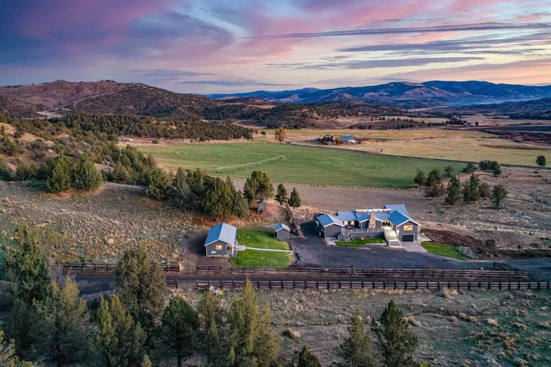 28000 SE Paulina Highway , Prineville, OR 97754, Prineville, Oregon, United States. - Photo 31