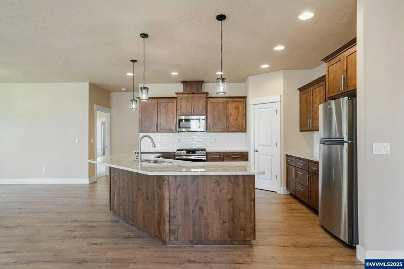 708 NW George Ct, Sublimity, Oregon, United States. - Photo 14