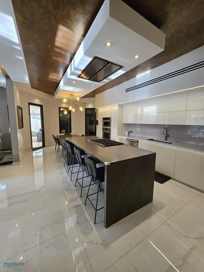 Thumbnail 25