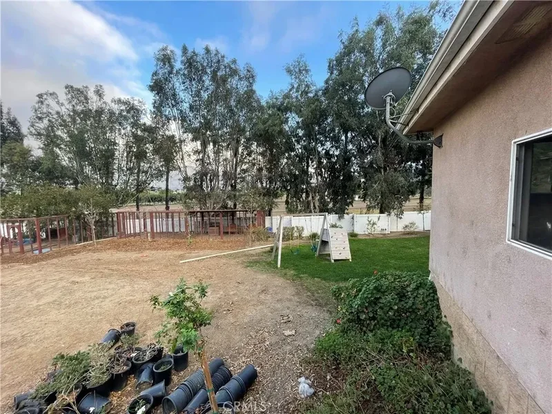 25452 Edna, Murrieta, California, United States. - Photo 53
