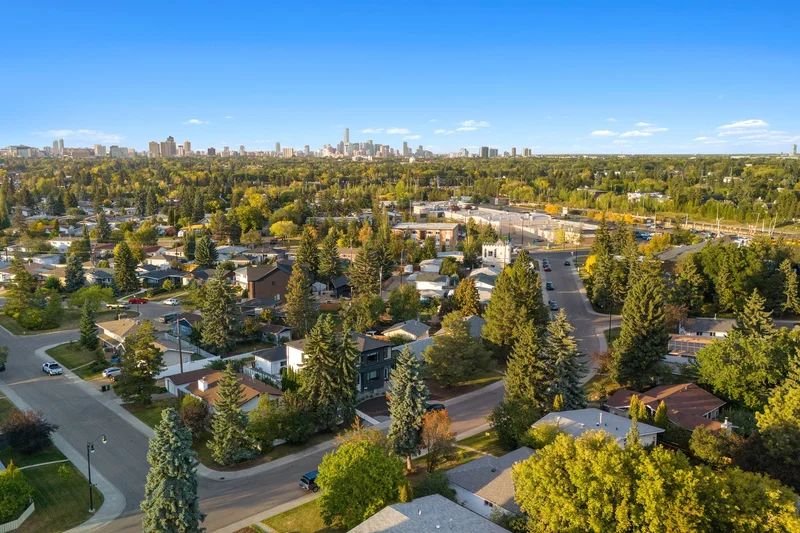 11204 & 11206 55 Avenue, Edmonton, AB T6H 0X1, Edmonton, Alberta, Canada. - Photo 12