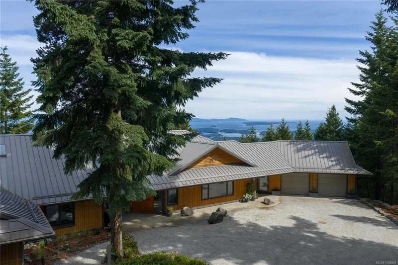 253 Chilton Rd, Saltspring Island, British Columbia, Canada. - Photo 20