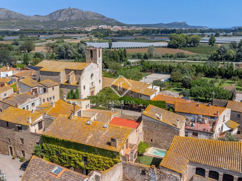 Castellar, Gualta, Girona, Gualta, Gualta, Catalonia, Spain. - Photo 49