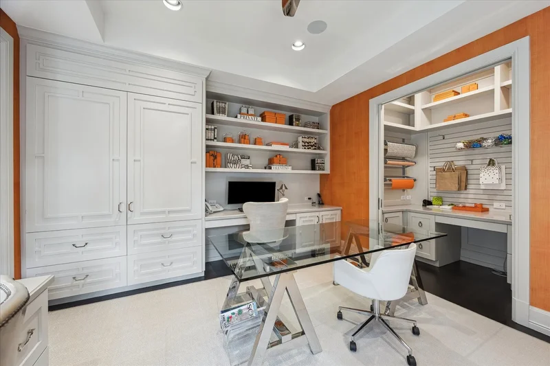 220 Merrie Way Lane, Houston, TX 77024, Houston, Texas, United States. - Photo 47