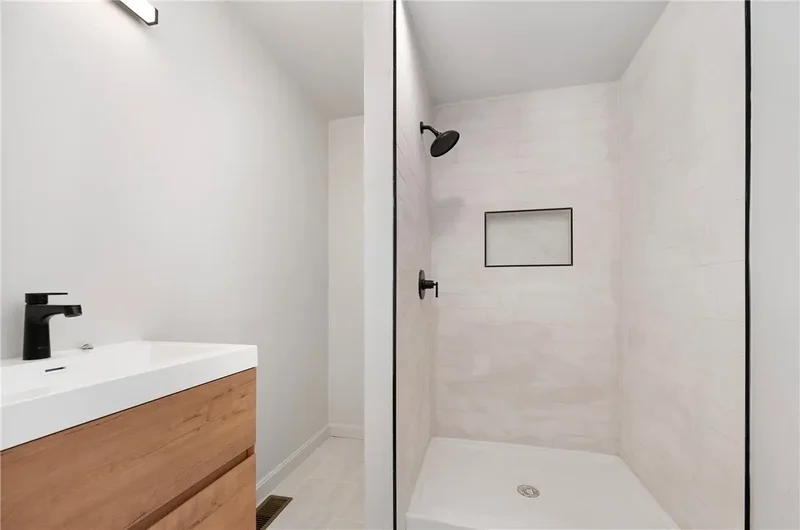 119 Farm Street, Providence, Rhode Island, United States. - Photo 17