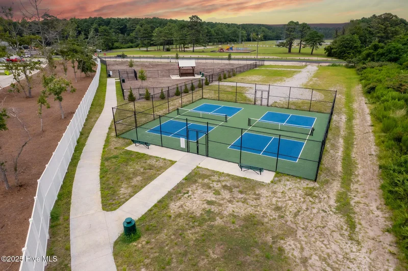 535 Sheldrake Court, Beaufort, NC 28516, Beaufort, North Carolina, United States. - Photo 4