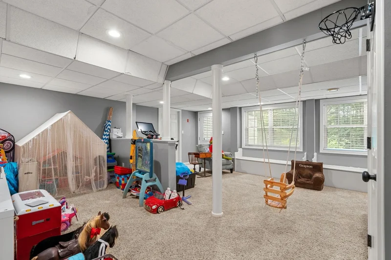 9 Cherry Lane, Bedford, NH 03110, Bedford, New Hampshire, United States. - Photo 33