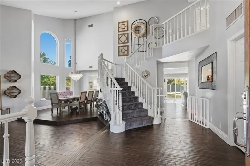 2940 Crystal Bay Drive, Las Vegas, Nevada, United States. - Photo 10