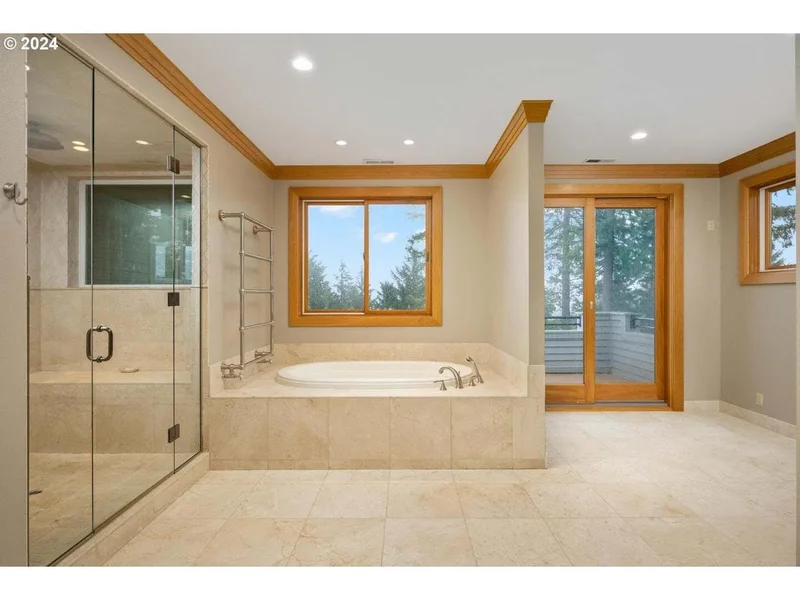 3534 SW Gale Ave, Portland, OR 97239, Portland, Oregon, United States. - Photo 31