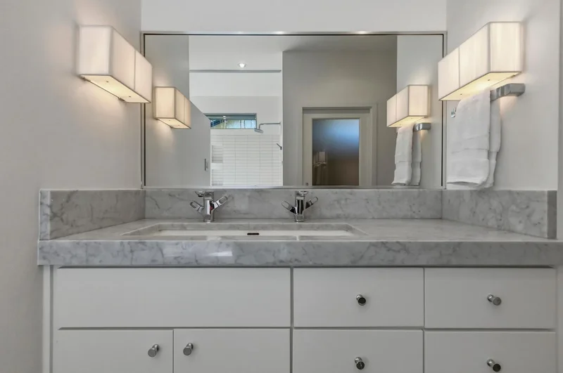 1712 W 10th ST W, Austin, Texas, United States. - Photo 15