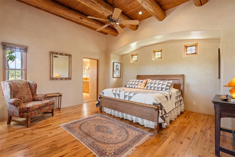 7 Plaza Molleno, Santa Fe, NM 87506, Santa Fe, New Mexico, United States. - Photo 46