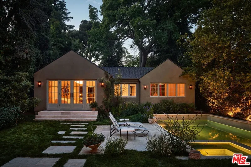 2027 Laughlin Park Drive, Los Angeles, California, United States. - Photo 26