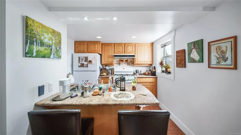 1124 Dallas Rd, Victoria, British Columbia, Canada. - Photo 19