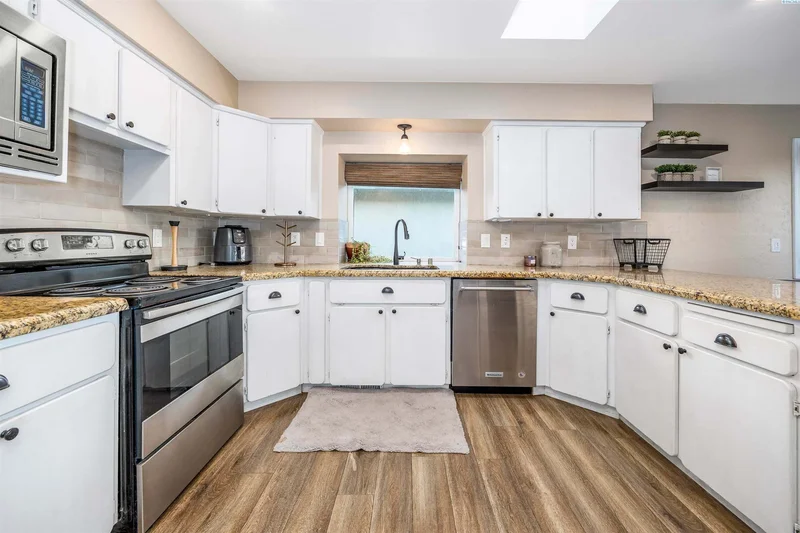 3501 S Quillan Ct, Kennewick, WA 99337, Kennewick, Washington, United States. - Photo 17