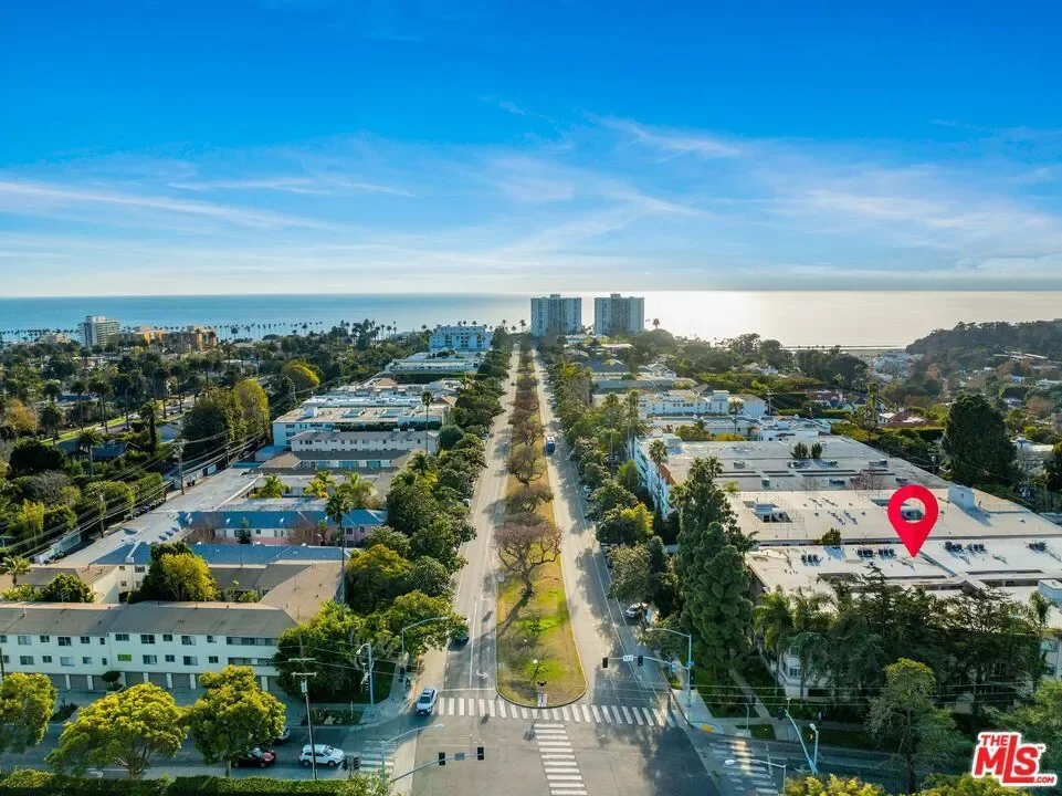 222 7th Street 301, Santa Monica, California, United States. - Photo 18