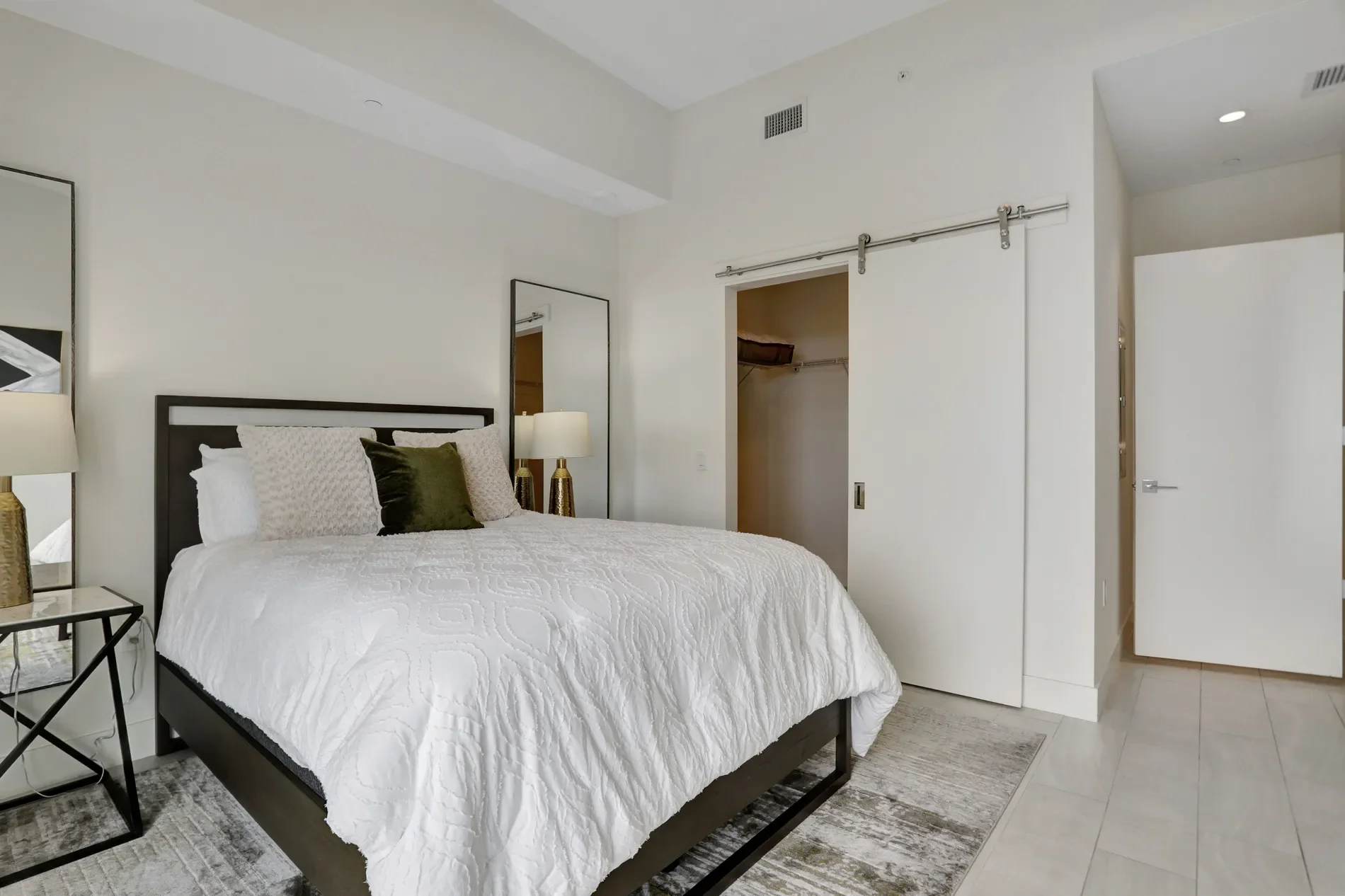 2000 Metropica Way Unit# 2607, Sunrise, FL 33323, Plantation, Florida, United States. - Photo 14