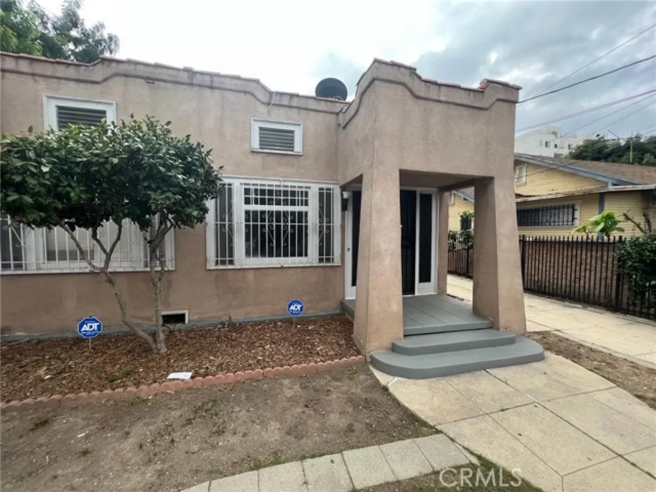 3030 12th Place, Los Angeles, California, United States. - Photo 7