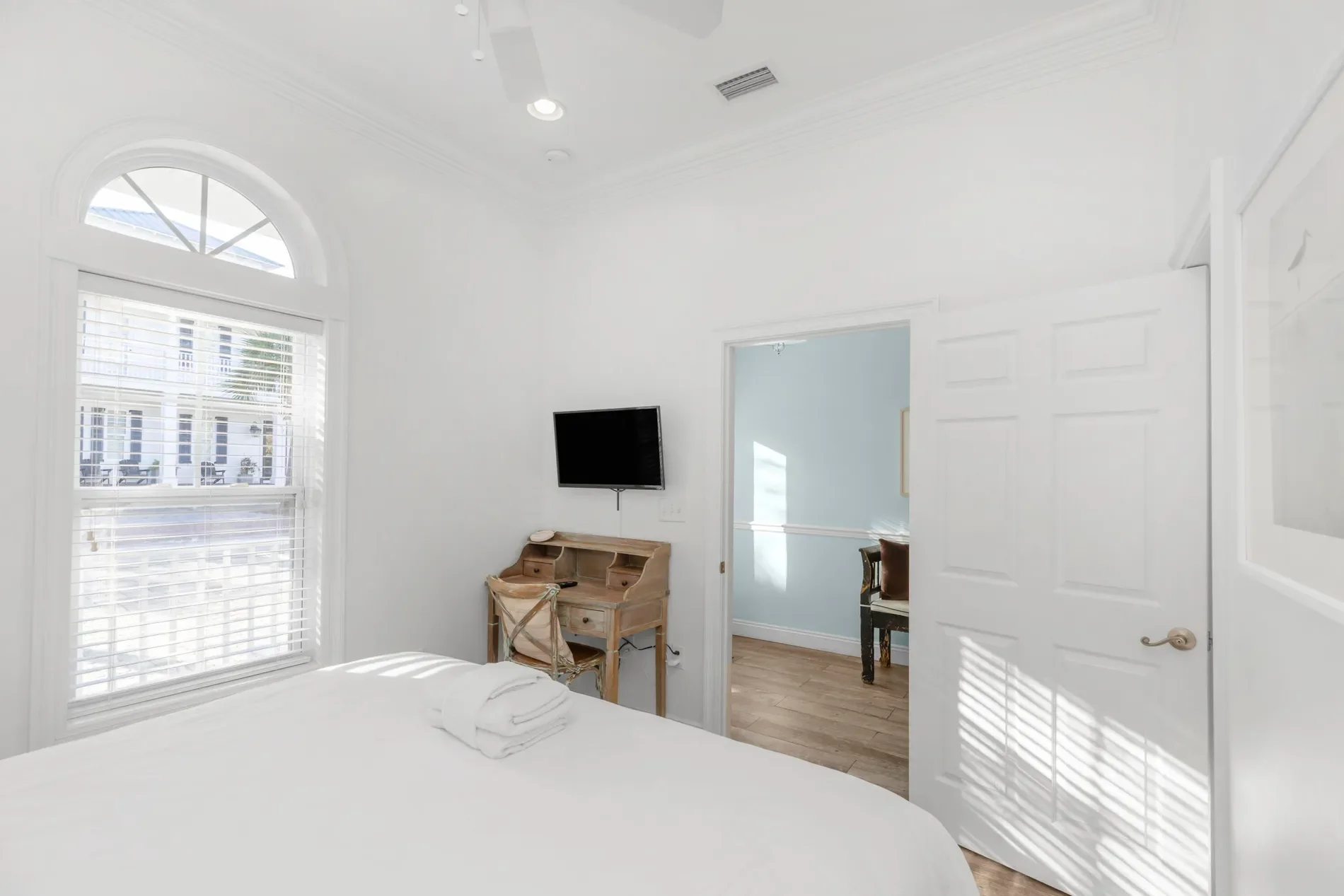 Gallery photo 12