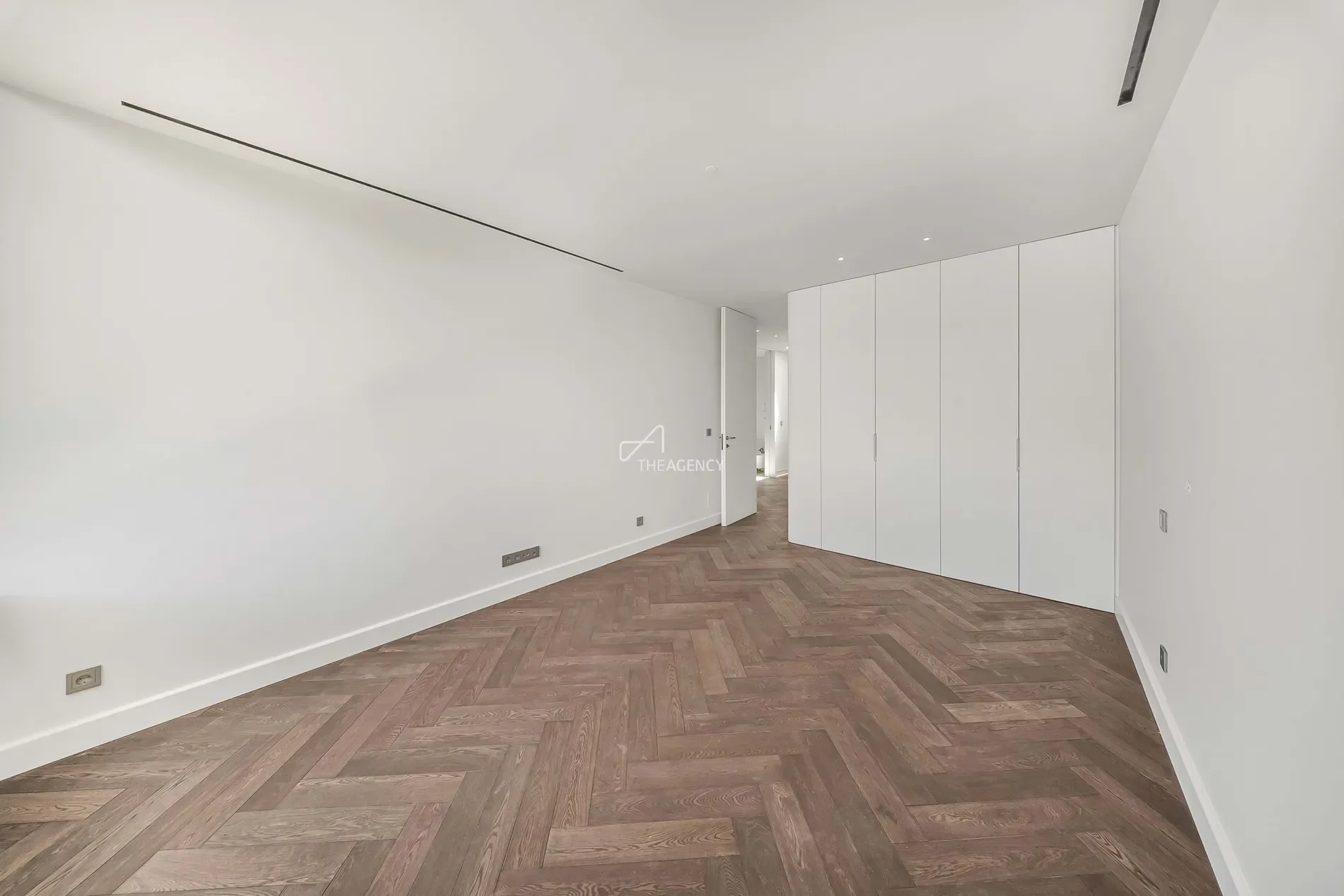 Gallery photo 12