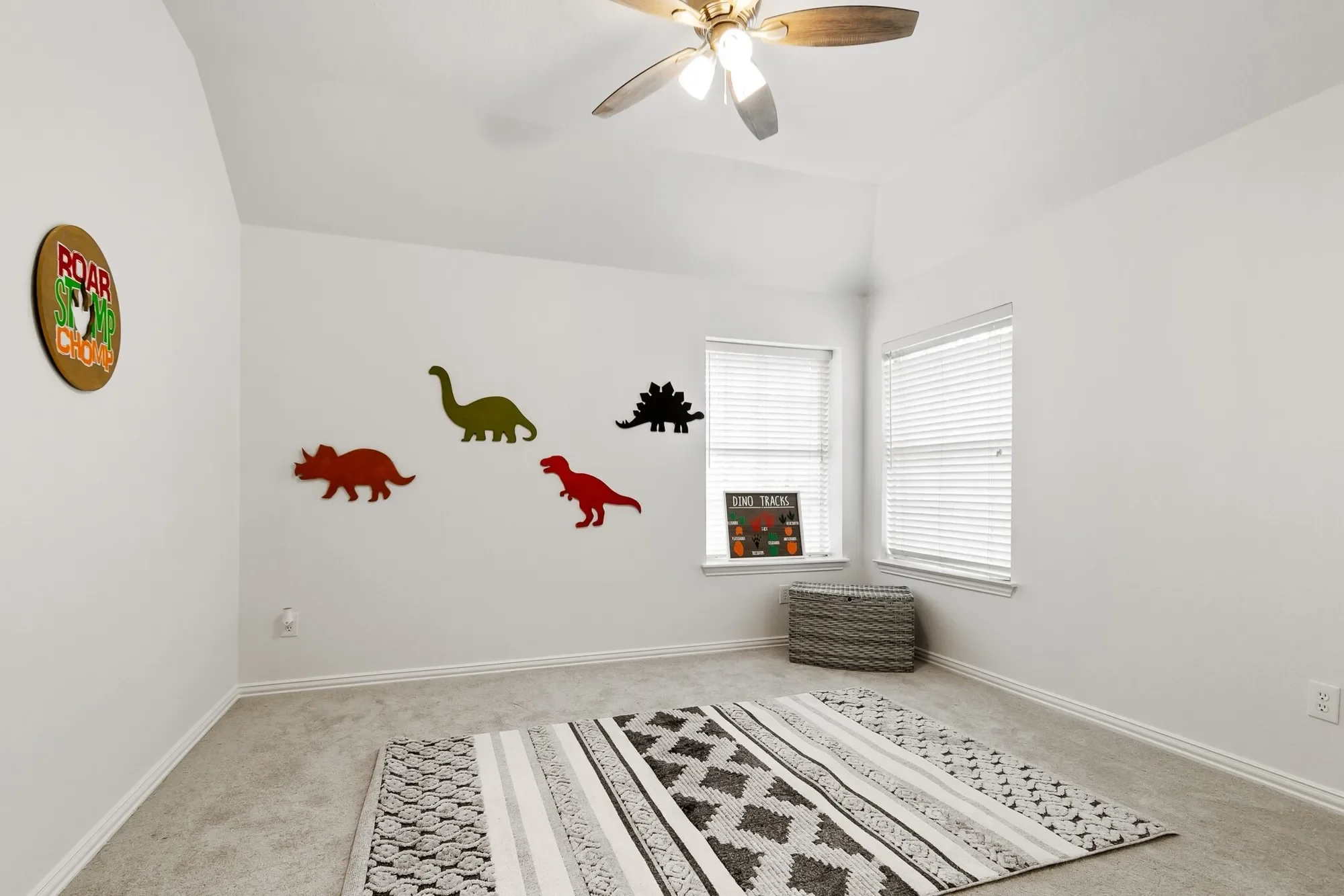 2639 Valley Creek Trail, McKinney, TX 75072, McKinney, Texas, United States. - Photo 4