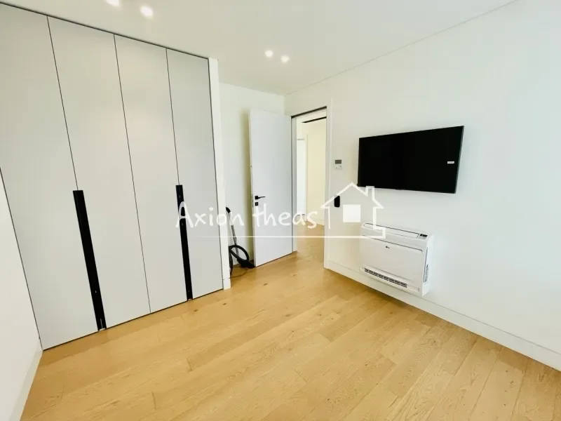 Gallery photo 12