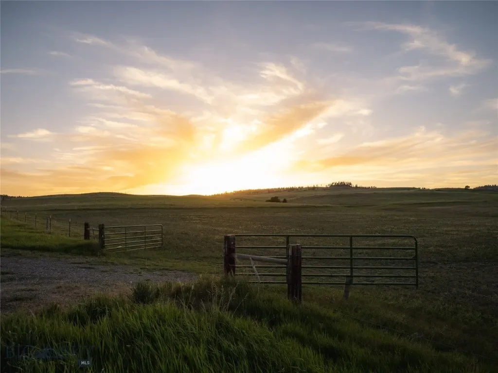 802 Deadmans Canyon Road, Reed Point, Montana, United States. - Photo 11