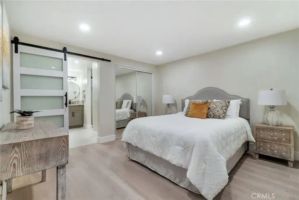 1381 Penrith, Tustin, California, United States. - Photo 13