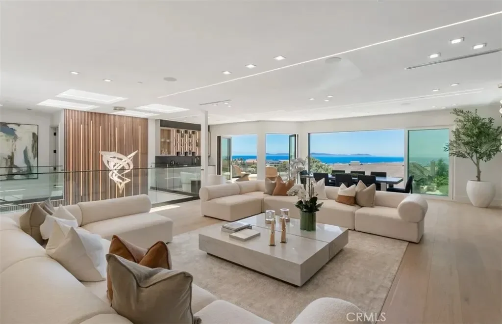 4 Narbonne, Newport Beach, California, United States. - Photo 35