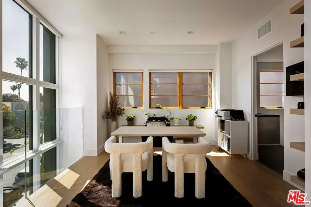 1033 N Vista Street D, Los Angeles, California, United States. - Photo 16