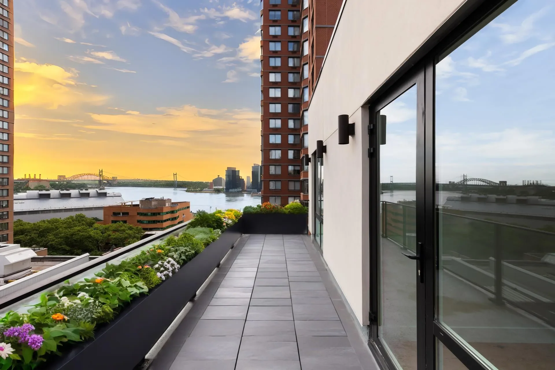 GRACIE GREEN, 427 E 90TH ST, New York, New York, United States. - Photo 22
