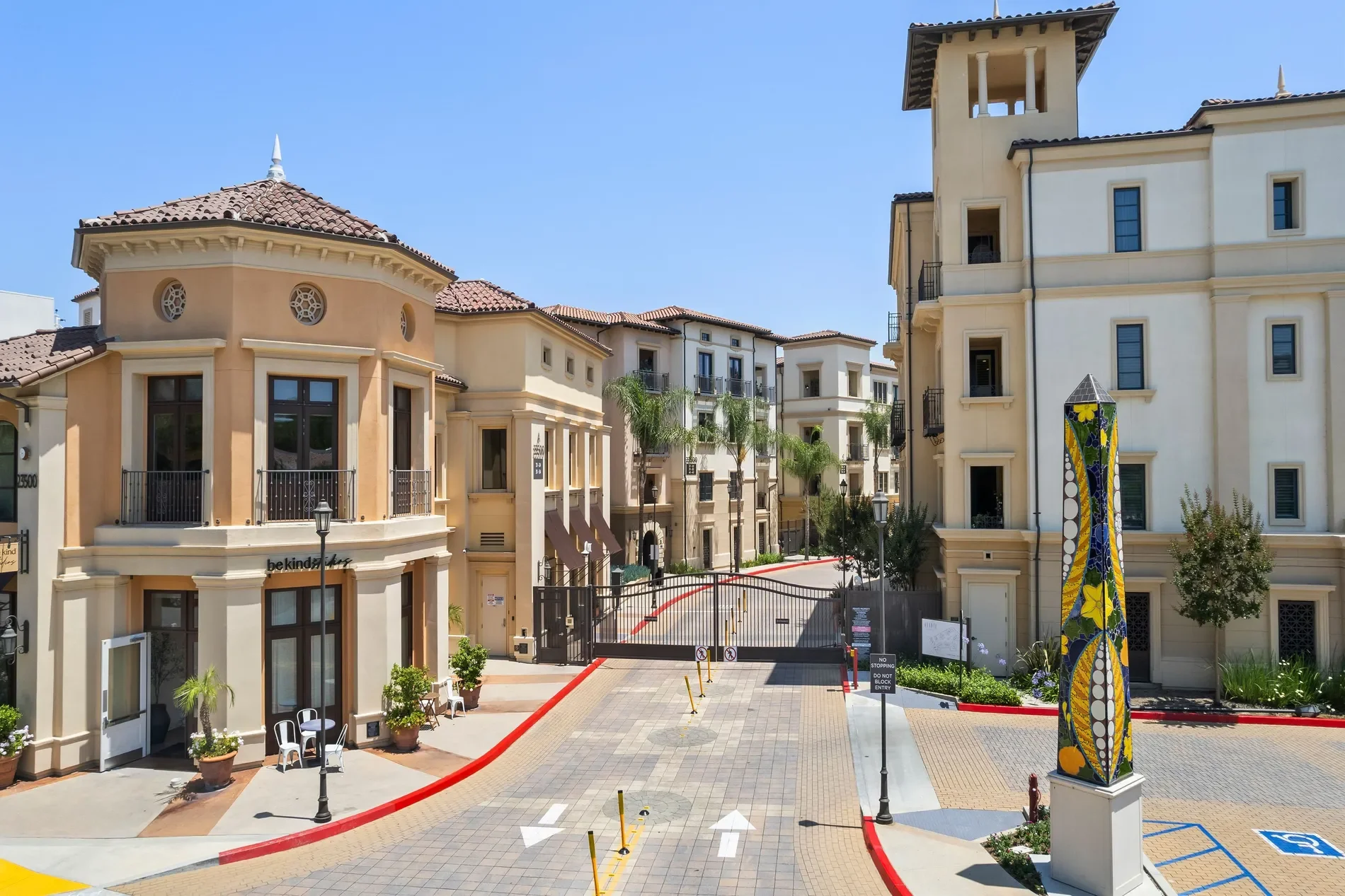 23500 Park Sorrento, H32, Calabasas, CA 91302, Hidden Hills, California, United States. - Photo 5