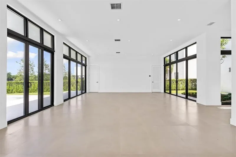 16722 S Botaniko Dr S, Weston, FL 33326, Fort Lauderdale, Florida, United States. - Photo 62