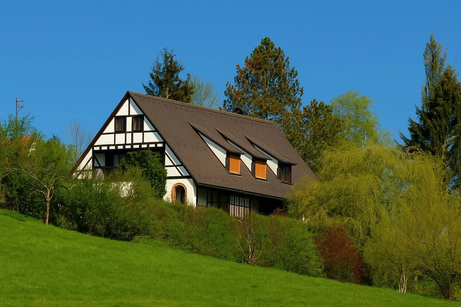 Exterior photo 2