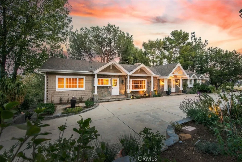 22757 Plummer Street, Chatsworth, CA, 91311, USA, Los Angeles, California, United States. - Photo 26