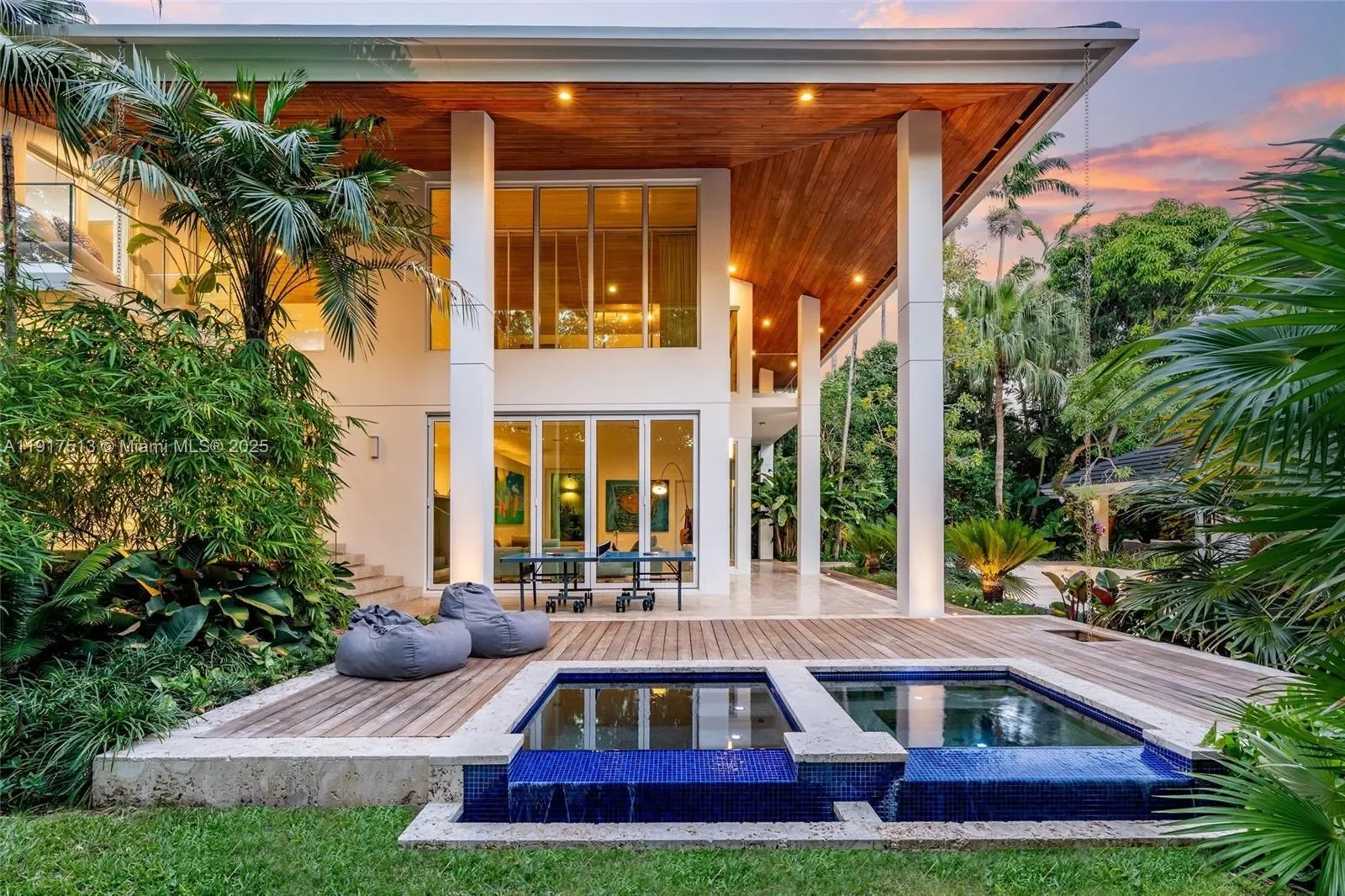 7150 W Lago Dr, Miami, Florida, United States. - Photo 60