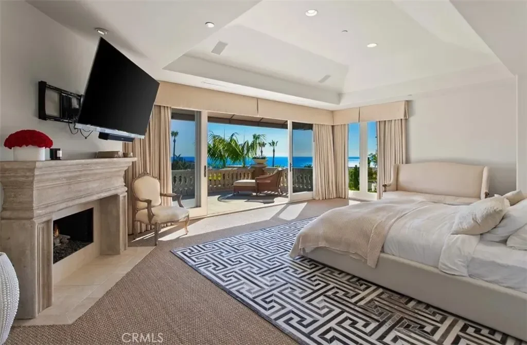 6 Windemere Court, Newport Beach, California, United States. - Photo 39