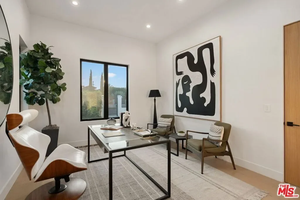 4532 Calhoun Avenue, Los Angeles, California, United States. - Photo 26