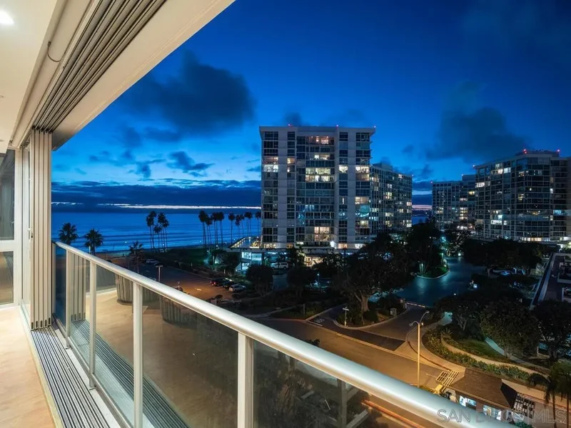 1810 Avenida Del Mundo Unit# 505, Coronado, CA 92118, Coronado, California, United States. - Photo 3