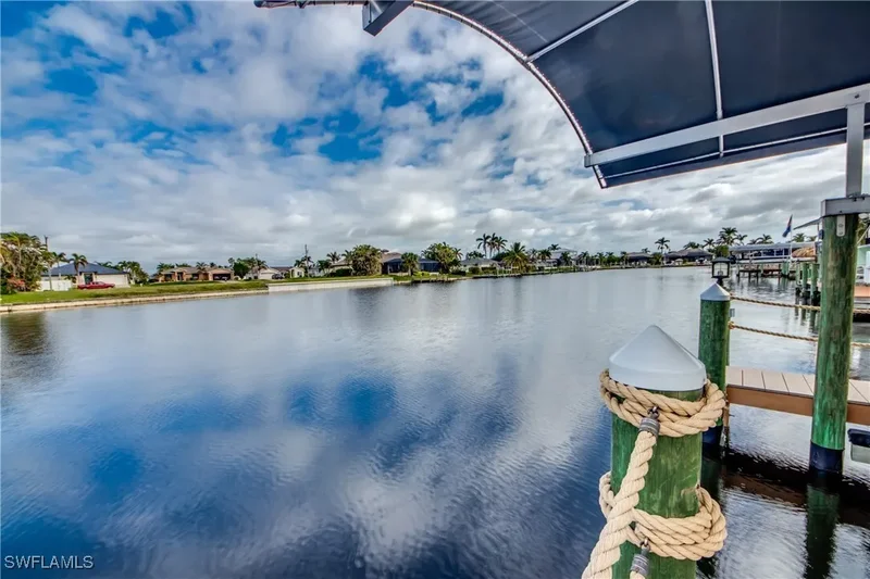 2703 SW 43rd Terrace, Cape Coral, FL 33914, Cape Coral, Florida, United States. - Photo 45