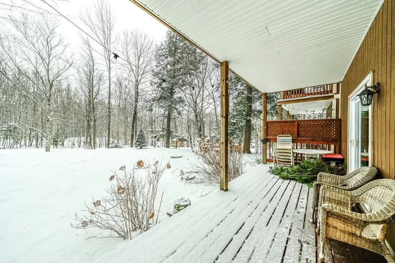 Sutton, Quebec, Canada. - Photo 9