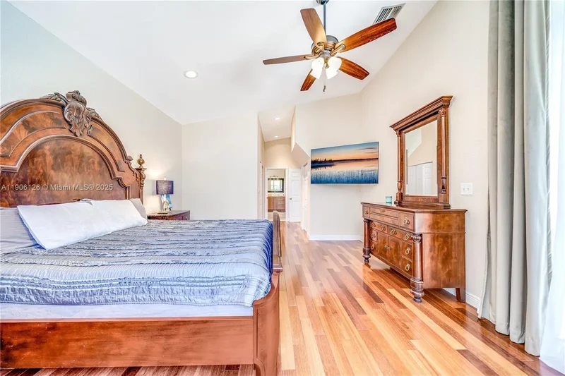 1241 S 13th Ave, Hollywood, Florida, United States. - Photo 32