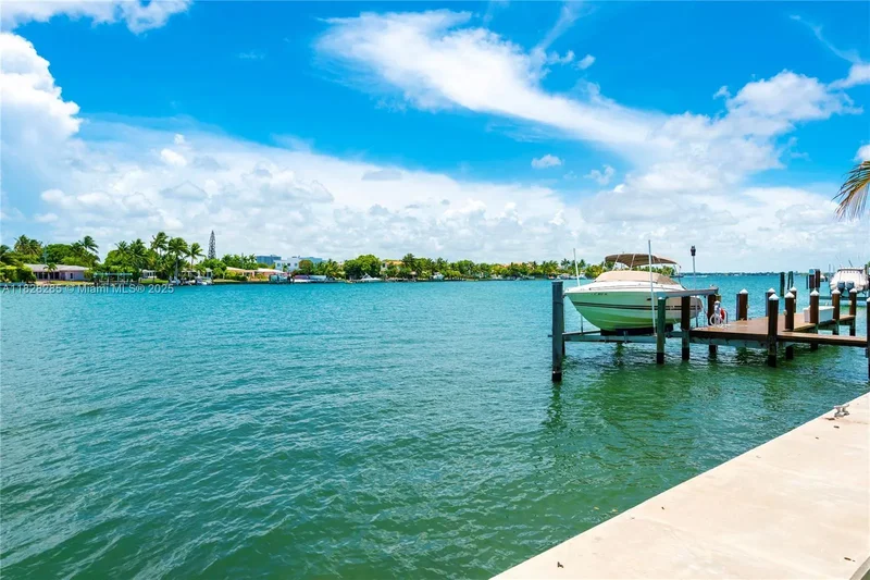 1410 S Biscayne Point Rd, Miami Beach, Florida, United States. - Photo 25